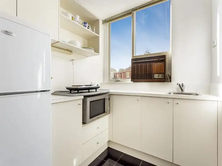 Third view of Homely apartment listing, 29/92 Grey Street, St Kilda VIC 3182