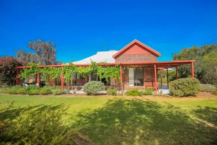 8 Main Avenue South, Merbein VIC 3505