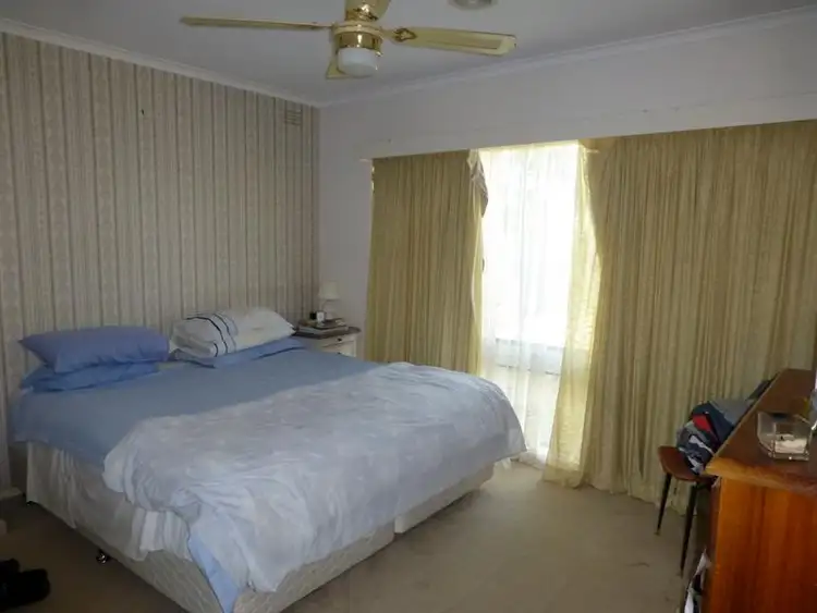 Fifth view of Homely house listing, 9 Kennedy Court, Echuca VIC 3564