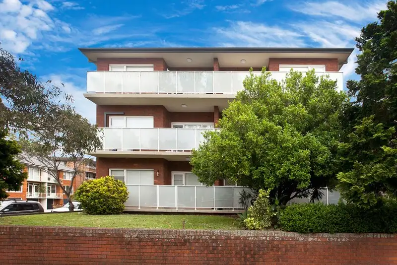 Main view of Homely unit listing, 1/37-39 Queens Road, Brighton-le-sands NSW 2216