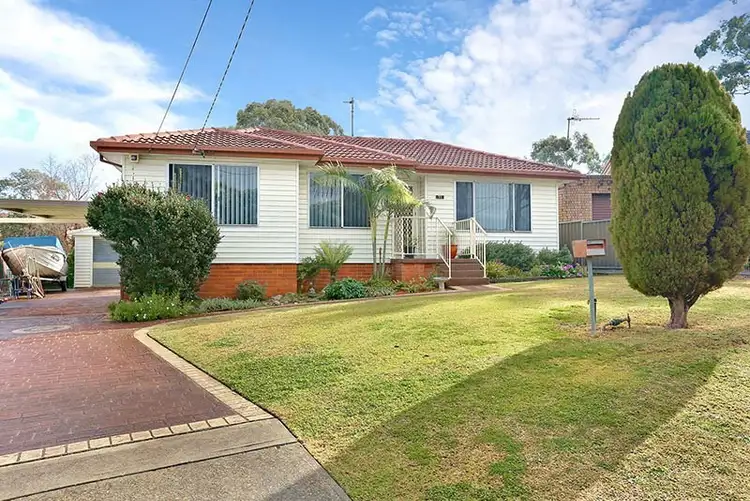 11 Norfolk Avenue, Fairfield West NSW 2165