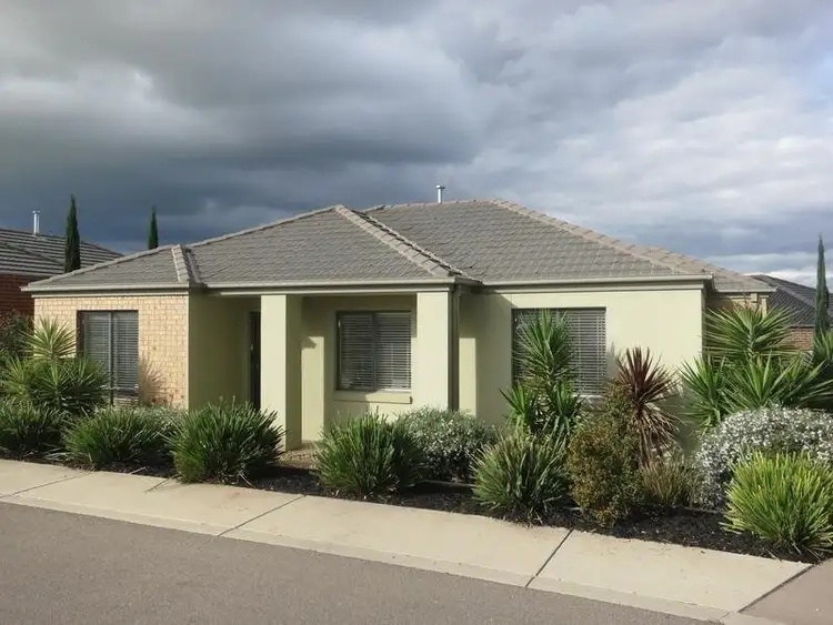 Second view of Homely house listing, 11 Kai Close, Epsom VIC 3551