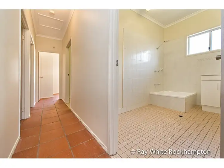 Sixth view of Homely house listing, 2 Dingwall Street, Keppel Sands QLD 4702