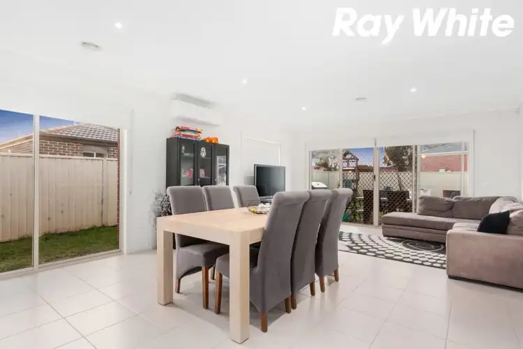 Seventh view of Homely house listing, 113 Blue Horizons Way, Pakenham VIC 3810