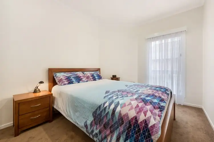 Fourth view of Homely apartment listing, 18/13-15 HEWISH Road, Croydon VIC 3136