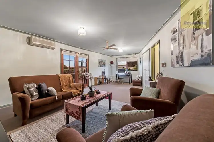 Sixth view of Homely house listing, 7 Enfield Place, Craigieburn VIC 3064