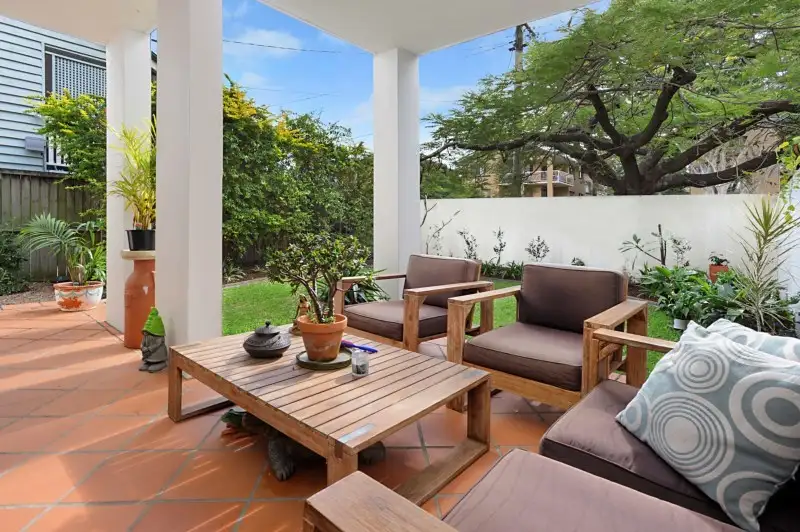 Main view of Homely unit listing, 3/47 Kent Street, Hamilton QLD 4007