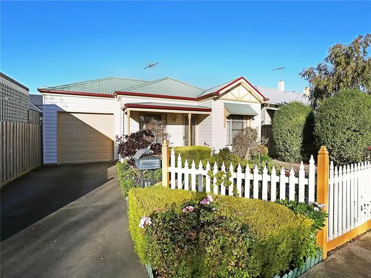 1A Warwick Street, Newtown VIC 3220