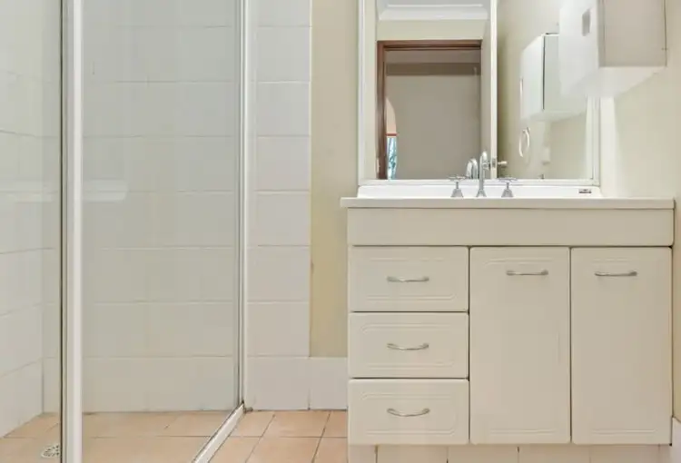 Fifth view of Homely unit listing, 1/123 Sunshine Boulevard, Mermaid Waters QLD 4218