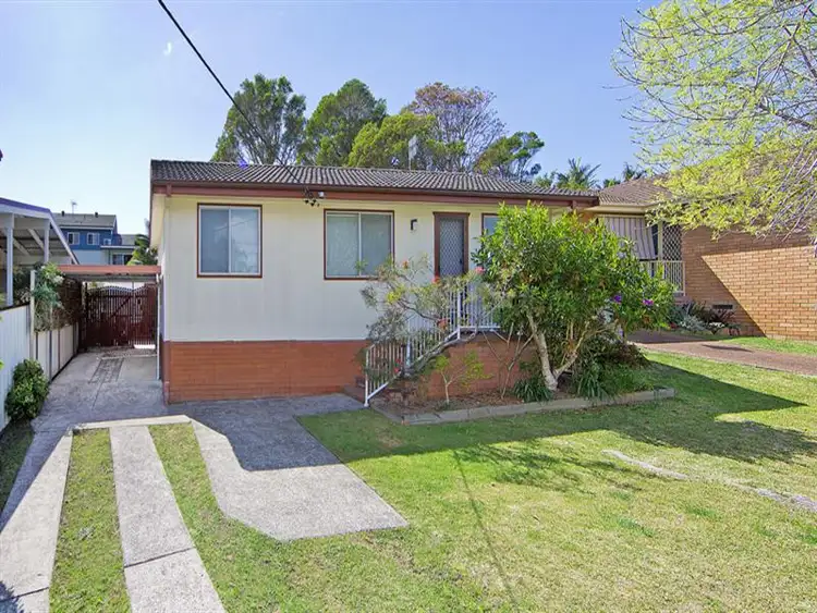 19 Turana Street, Killarney Vale NSW 2261