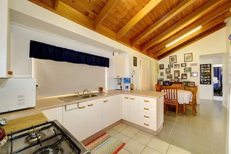 Fourth view of Homely unit listing, 5/23 Thabeban Street, Avenell Heights QLD 4670