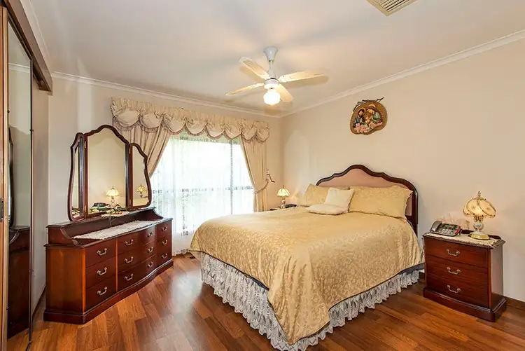 Seventh view of Homely house listing, 16 McLaughlin Crescent, Mill Park VIC 3082