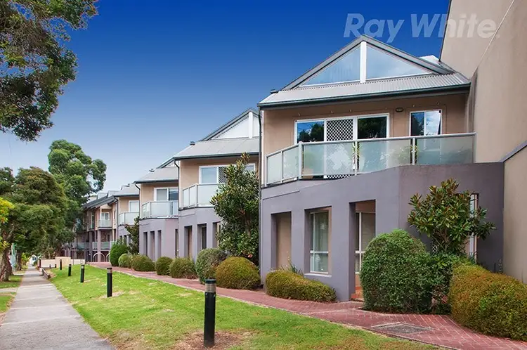 Main view of Homely apartment listing, 18/13-15 Hewish Road, Croydon VIC 3136