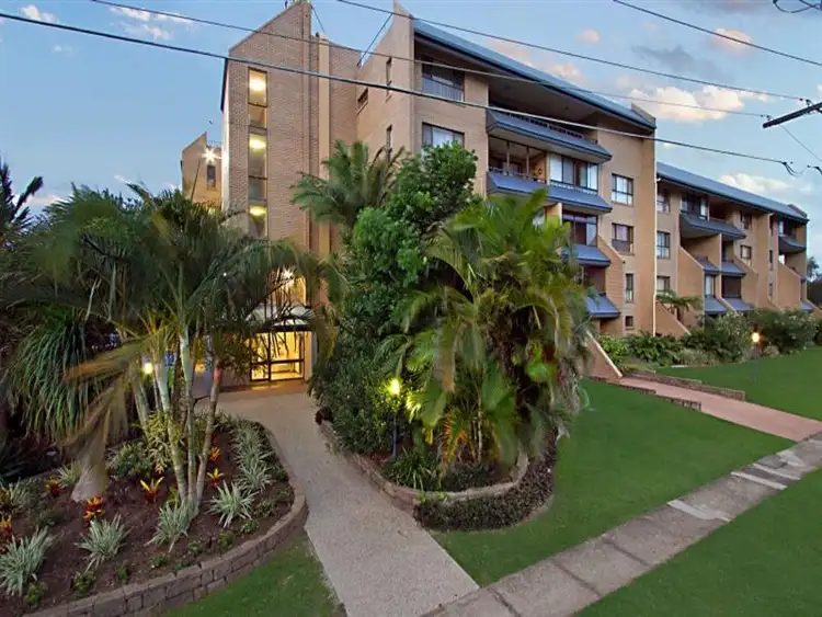 Main view of Homely unit listing, 18/11 Wharf Street, Cleveland QLD 4163