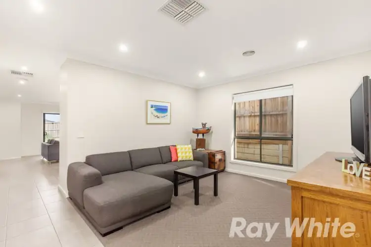 Fifth view of Homely house listing, 28 Gyrfalcon Way, Doreen VIC 3754
