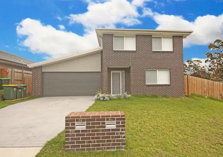 24 Hollyoake Circuit, Ingleburn NSW 2565