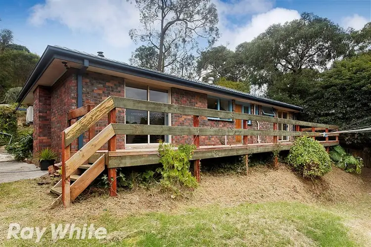 42 Francis Crescent, Ferntree Gully VIC 3156