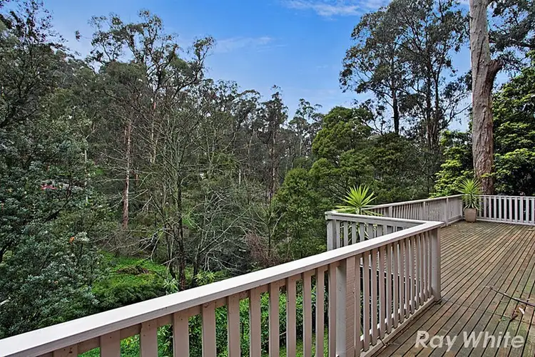4 Farquharson Avenue, Belgrave VIC 3160