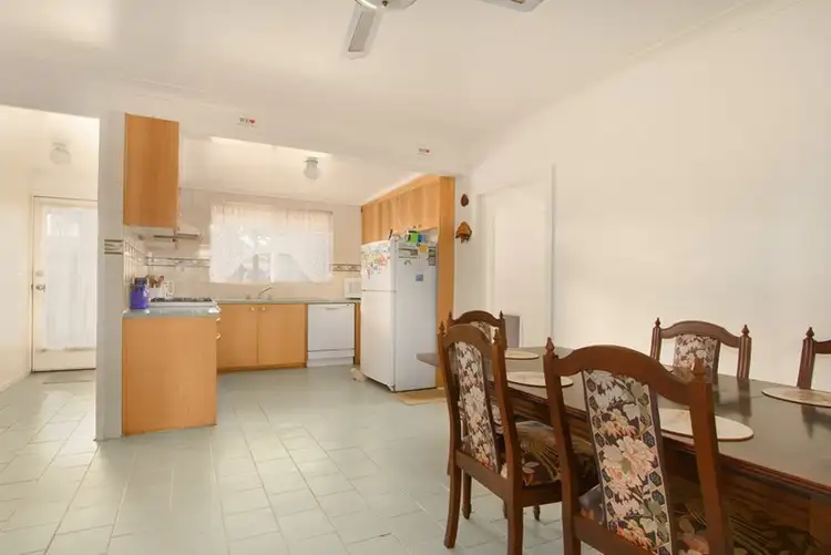 Fifth view of Homely house listing, 2 Railway Avenue, Tynong VIC 3813