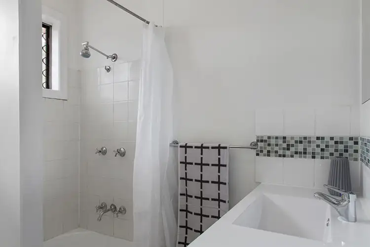 Sixth view of Homely unit listing, 2/3 Boodera Road, Palm Beach QLD 4221