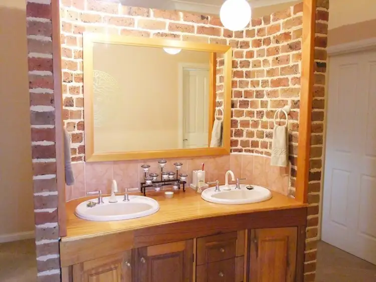 Seventh view of Homely rural property listing, 8 Lansdowne Drive, Raglan NSW 2795