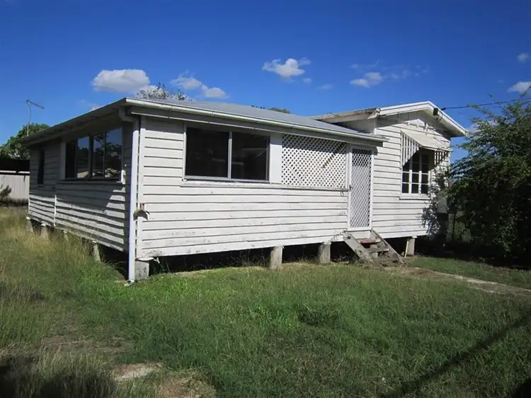 15 Bank Street, Park Avenue QLD 4701