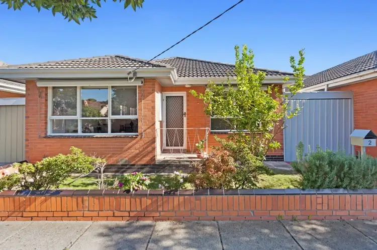 2/217 Neerim Road, Carnegie VIC 3163