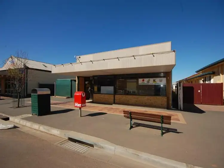 172 High Street, Hillston NSW 2675