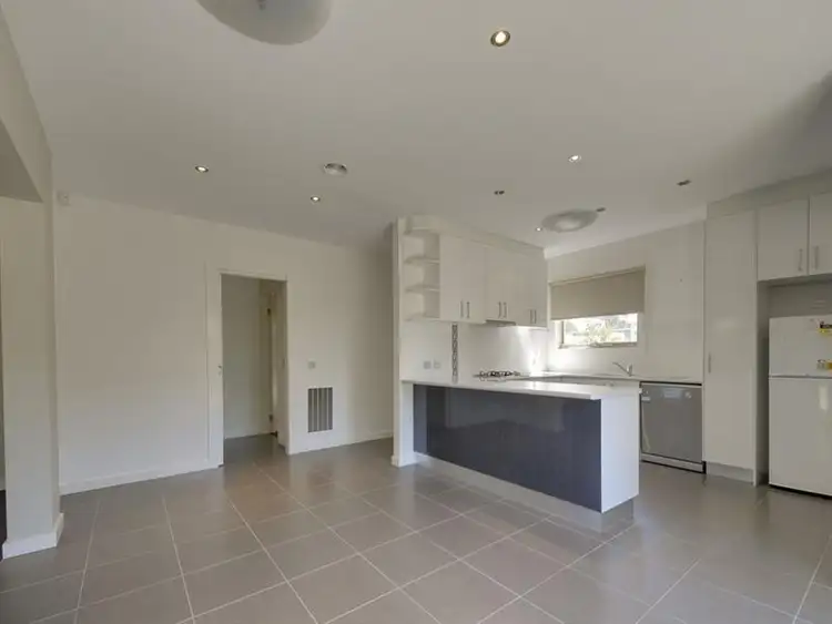 Seventh view of Homely unit listing, 2/20 Collins Street, Traralgon VIC 3844