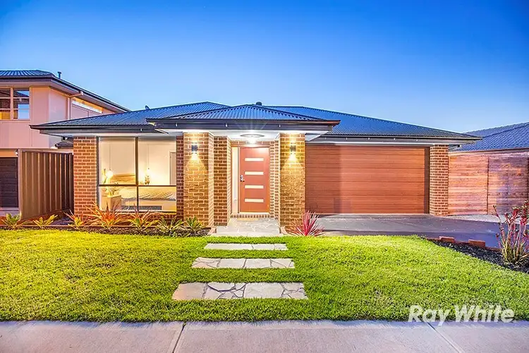 42 Asteria Crescent, Cranbourne West VIC 3977