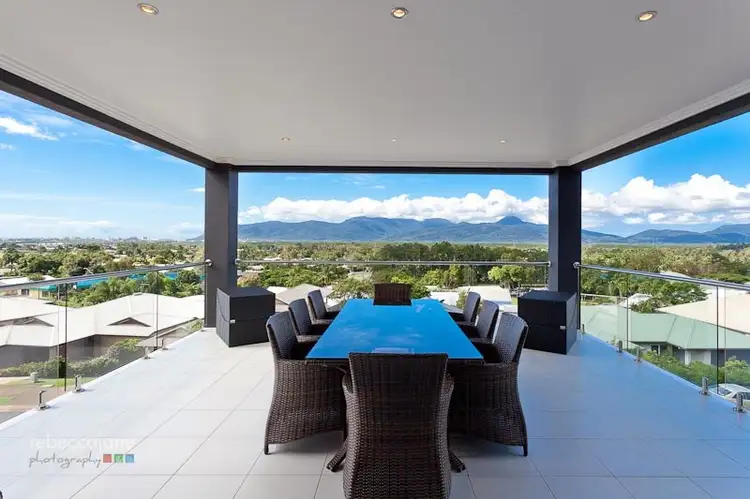 10 Sunbird Drive, Woree QLD 4868