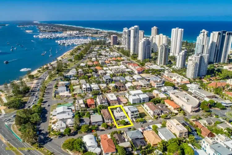 47 Cronin Avenue, Main Beach QLD 4217