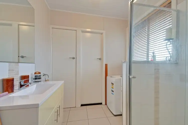Second view of Homely unit listing, 4/12 Thomas Street, Traralgon VIC 3844