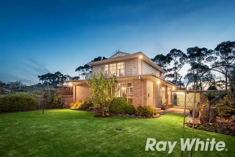 16 Strada Crescent, Wheelers Hill VIC 3150
