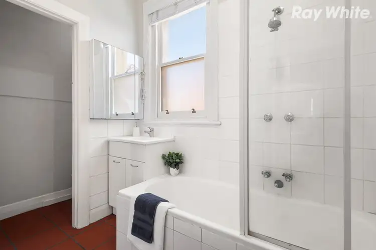 Fifth view of Homely apartment listing, 7/16 Marine Parade, St Kilda VIC 3182