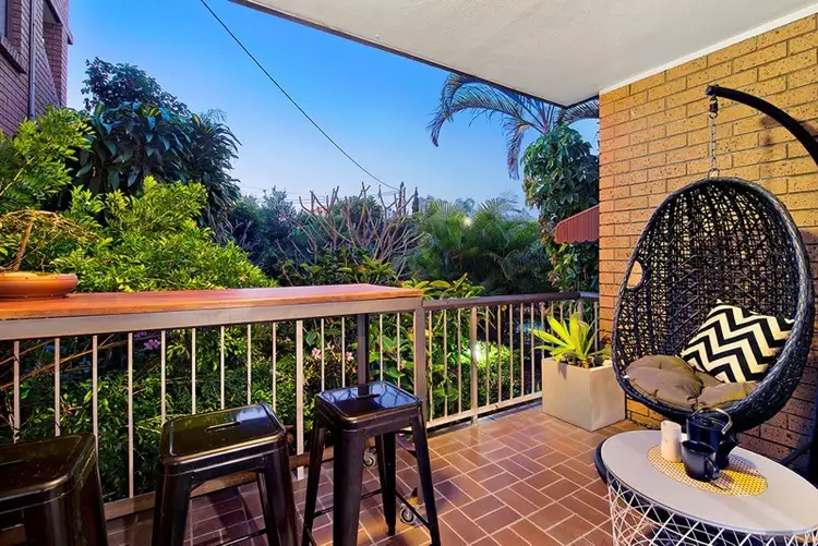 Sixth view of Homely unit listing, 2/22 'San Remo' 22 Britannia Avenue, Broadbeach QLD 4218