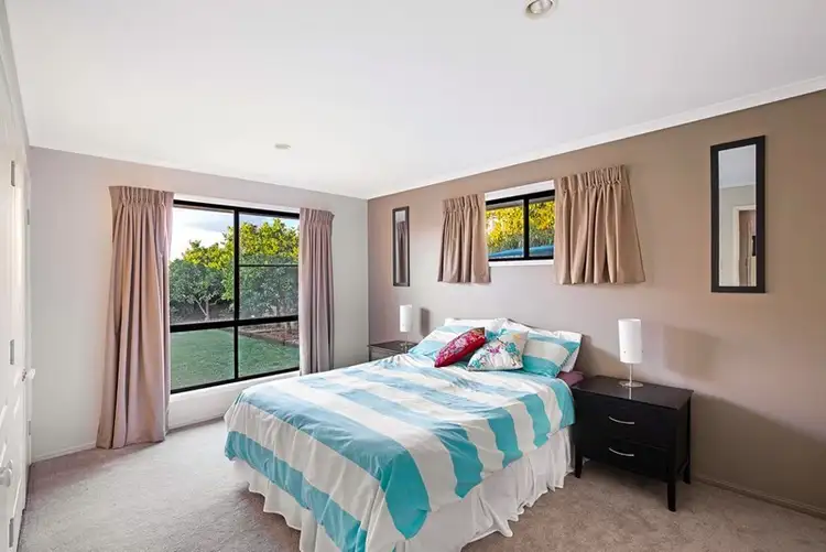 Sixth view of Homely house listing, 10 Fadden Cresent, Middle Ridge QLD 4350