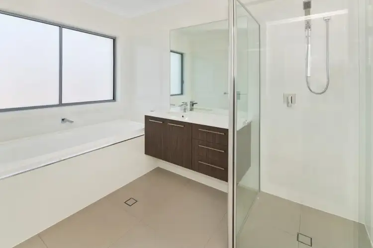 Seventh view of Homely other listing, 2/14a Broad Street, Labrador QLD 4215