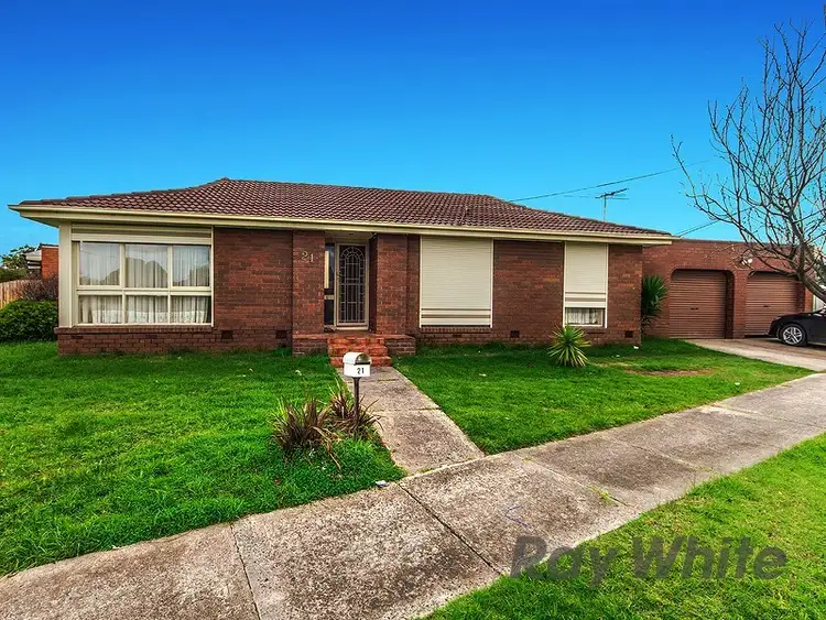 Fourth view of Homely house listing, 21 Wintersun Drive, Albanvale VIC 3021