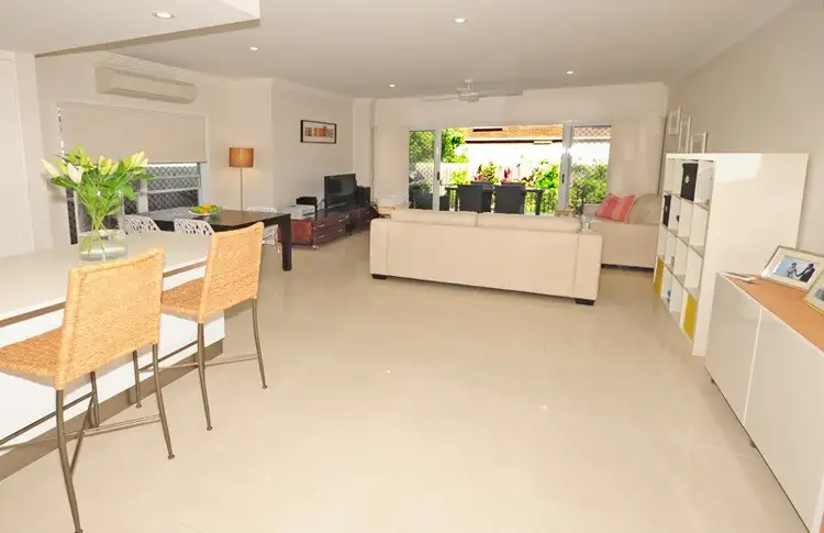 2/17 Almond Street, Northgate QLD 4013