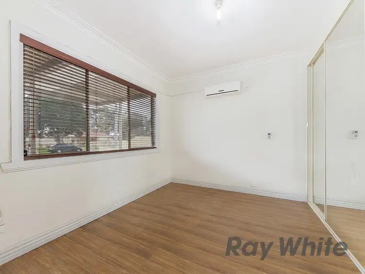Fifth view of Homely unit listing, 1/87 Fox Street, St Albans VIC 3021