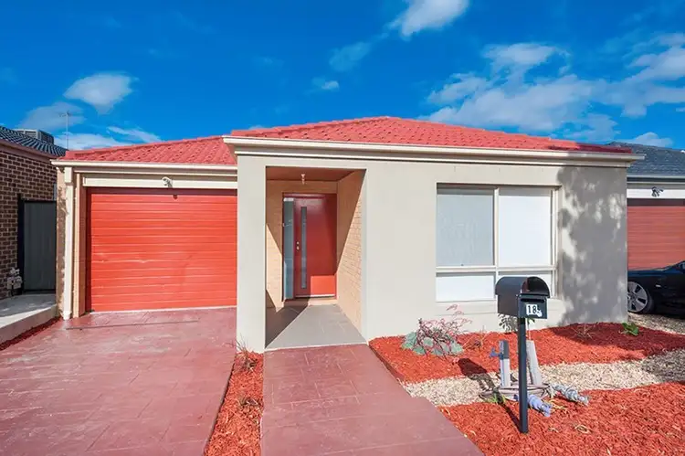 Main view of Homely house listing, 18 Kensley Circuit, Craigieburn VIC 3064
