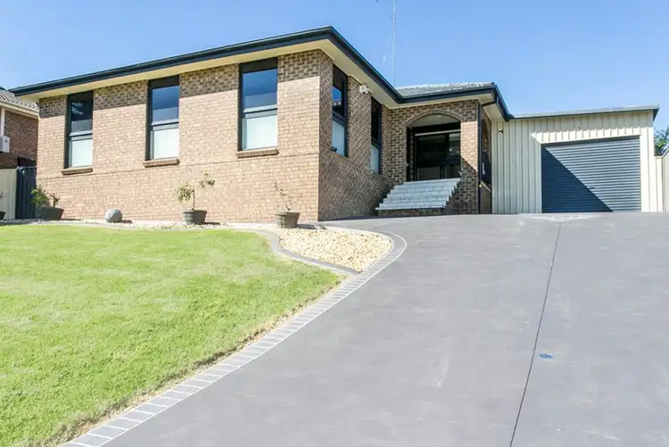 7 Bottlebrush Drive, Cranebrook NSW 2749