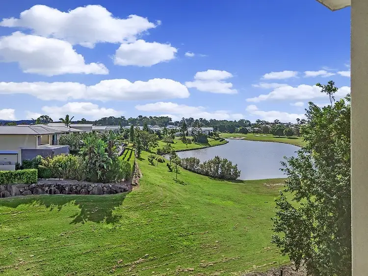 12A The Dress Circle, Benowa QLD 4217