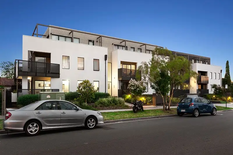 Main view of Homely apartment listing, 4/24-26 Burton Avenue, Clayton VIC 3168