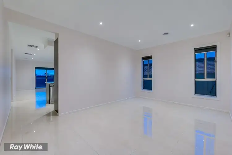 Seventh view of Homely house listing, 6 Shamrock Way, Truganina VIC 3029