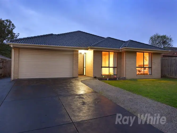 8 Ketwick Court, Ferntree Gully VIC 3156