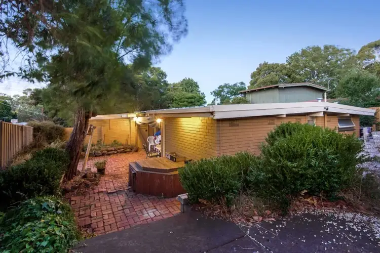 Seventh view of Homely house listing, 10 Benanee Drive, Frankston VIC 3199