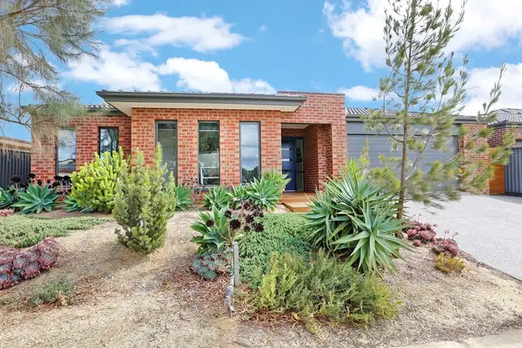 10 Barbara Drive, Lara VIC 3212
