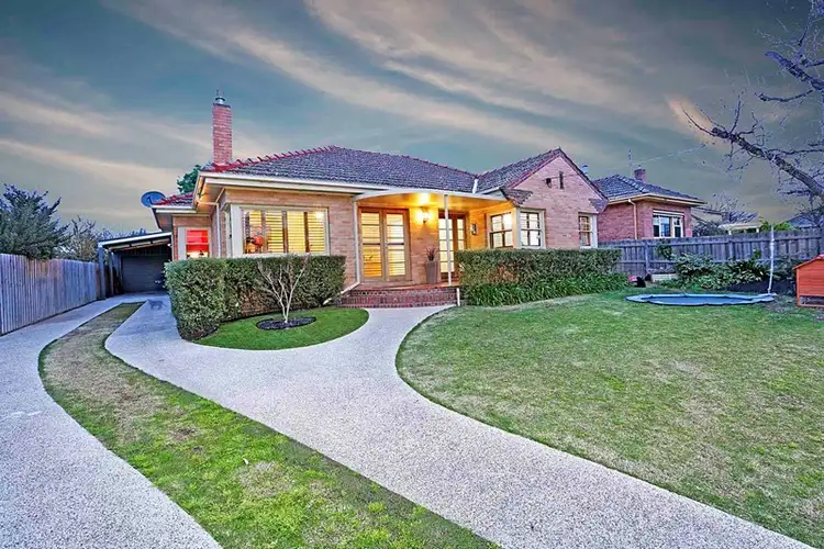 4 Culbin Avenue, Belmont VIC 3216